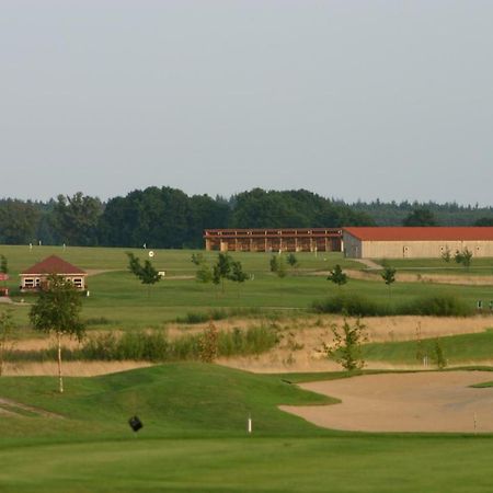 Ferienwohnungen "Am Storchennest" Goehren-Lebbin Exterior photo
